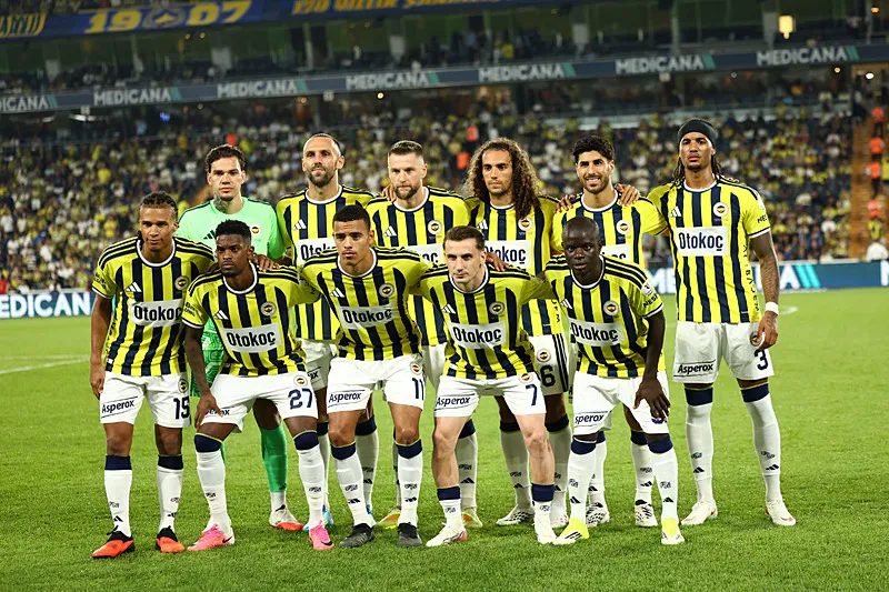Roma'ya transferi iptal olmuştu! İtalyan basınından flaş Oosterwolde savı 2 romaya transferi iptal olmustu italyan basinindan flas oosterwolde savi 0 UScnlcnP