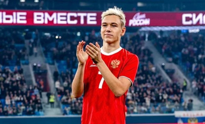 Rusya Milli Takımı, Aleksey Batrakov'u Galatasaray'a uğurladı 1 rusya milli takimi aleksey batrakovu galatasaraya ugurladi 1dSVhRp4