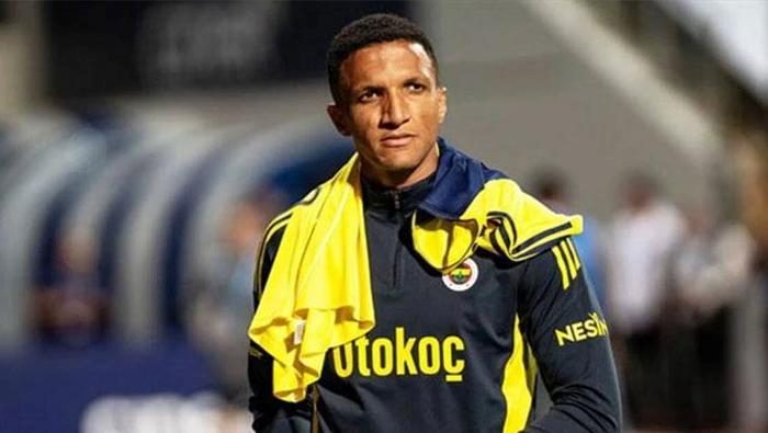 Rusya yolcusu oluyor! Fenerbahçe'de ayrılık kapıda 6 rusya yolcusu oluyor fenerbahcede ayrilik kapida 4 l9gjcO54