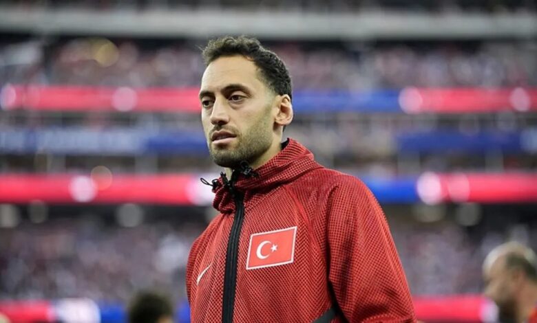 Saç ektiren Hakan Çalhanoğlu Inter kampına katıldı! 1 sac ektiren hakan calhanoglu inter kampina katildi Zebl5y3Q