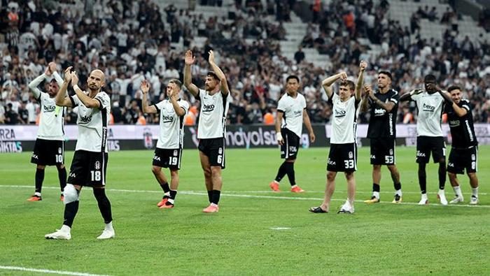 'Sahada görebilen var mı? Sanmıyorum' Spor muharrirleri Beşiktaş-Eyüpspor maçını yorumladı 12 sahada gorebilen var mi sanmiyorum spor muharrirleri besiktas eyupspor macini yorumladi 10 jMJ8MUCj
