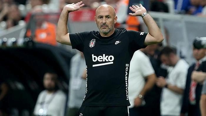 'Sahada görebilen var mı? Sanmıyorum' Spor muharrirleri Beşiktaş-Eyüpspor maçını yorumladı 4 sahada gorebilen var mi sanmiyorum spor muharrirleri besiktas eyupspor macini yorumladi 2 PQgbjvcG