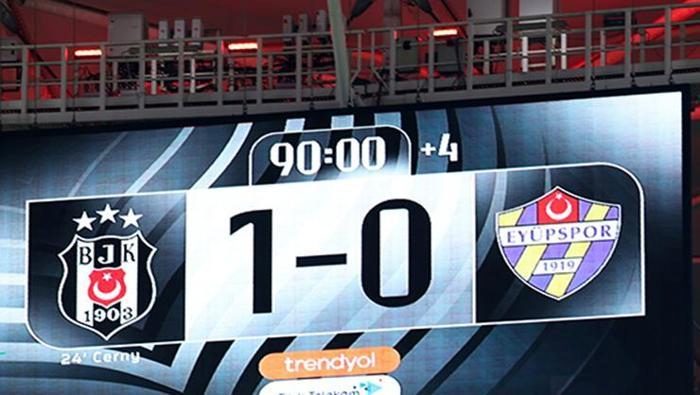 'Sahada görebilen var mı? Sanmıyorum' Spor muharrirleri Beşiktaş-Eyüpspor maçını yorumladı 5 sahada gorebilen var mi sanmiyorum spor muharrirleri besiktas eyupspor macini yorumladi 3 I7FbO7Lv