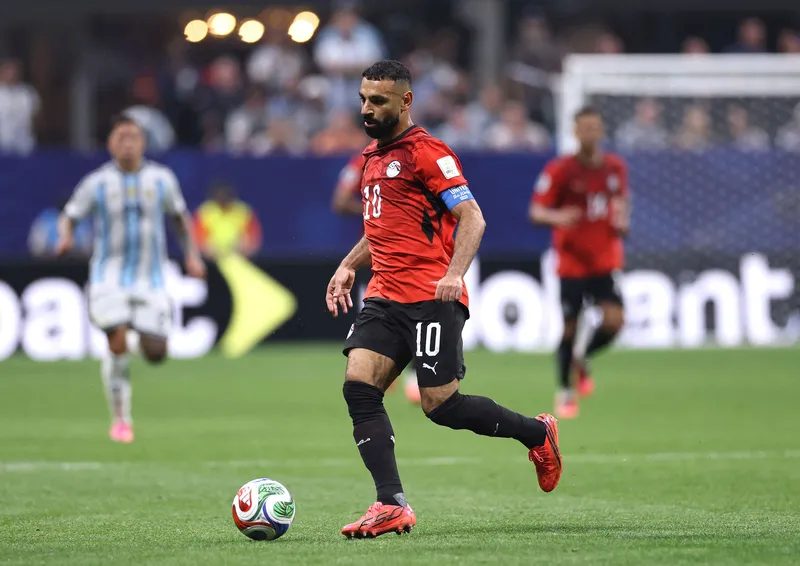 Salah Trabzonspor'a ne vakit geliyor? Uçağı ne vakit? 3 salah trabzonspora ne vakit geliyor ucagi ne vakit 1