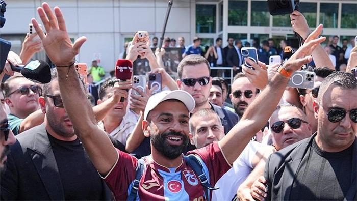 Salah transferi sonrası dikkat çeken paylaşım! Abla Salah'tan Türkiye bildirisi 4 salah transferi sonrasi dikkat ceken paylasim abla salahtan turkiye bildirisi 2 ZABBQ67r