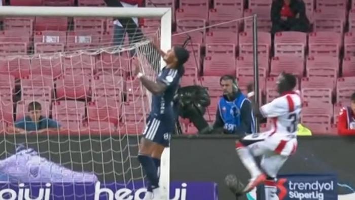 Samsunspor - Fenerbahçe maçına damga vuran konumu yorumladılar! 'Penaltı, kırmızı kart...' 7 samsunspor fenerbahce macina damga vuran konumu yorumladilar penalti kirmizi kart 5 W1k8XZZM