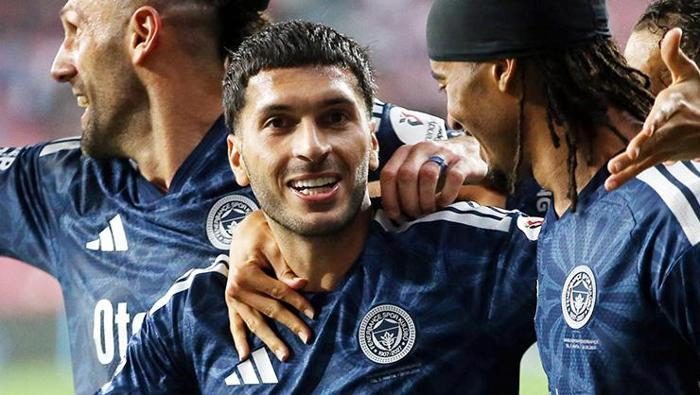 Samsunspor - Fenerbahçe maçına damga vuran pozisyon! Trio yorumladı: 'Tamamen futbol dışı bir hareket' 4 samsunspor fenerbahce macina damga vuran pozisyon trio yorumladi tamamen futbol disi bir hareket RvcPFqGc