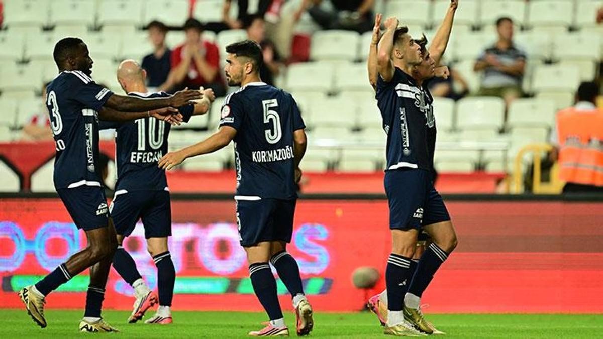 sariyerden antalya deplasmaninda 3 puan antalyaspor sariyer mac sonucu 1 2