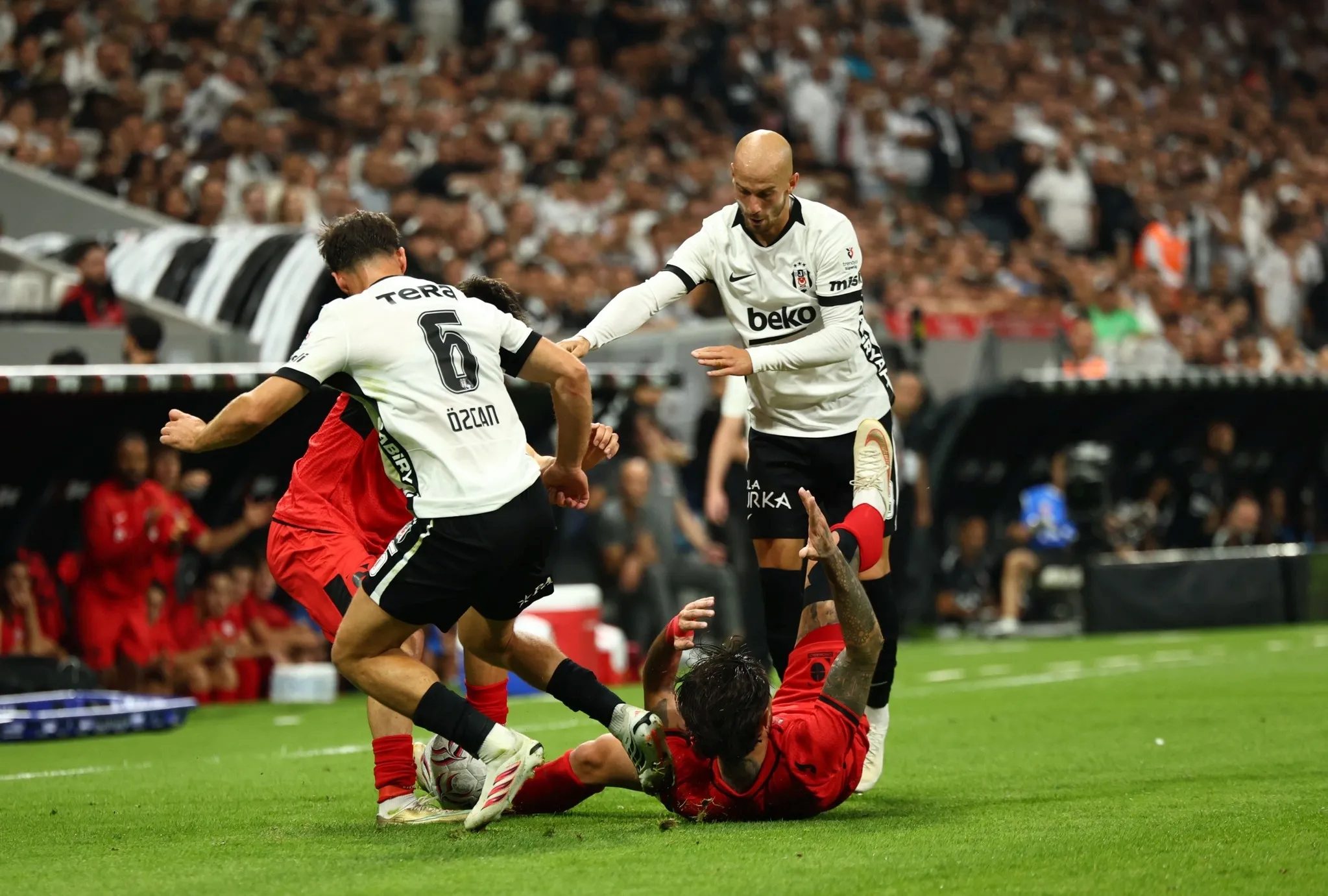 Spor müellifleri Beşiktaş-Arca Çorum FK maçını yorumladı! 10 spor muellifleri besiktas arca corum fk macini yorumladi 8