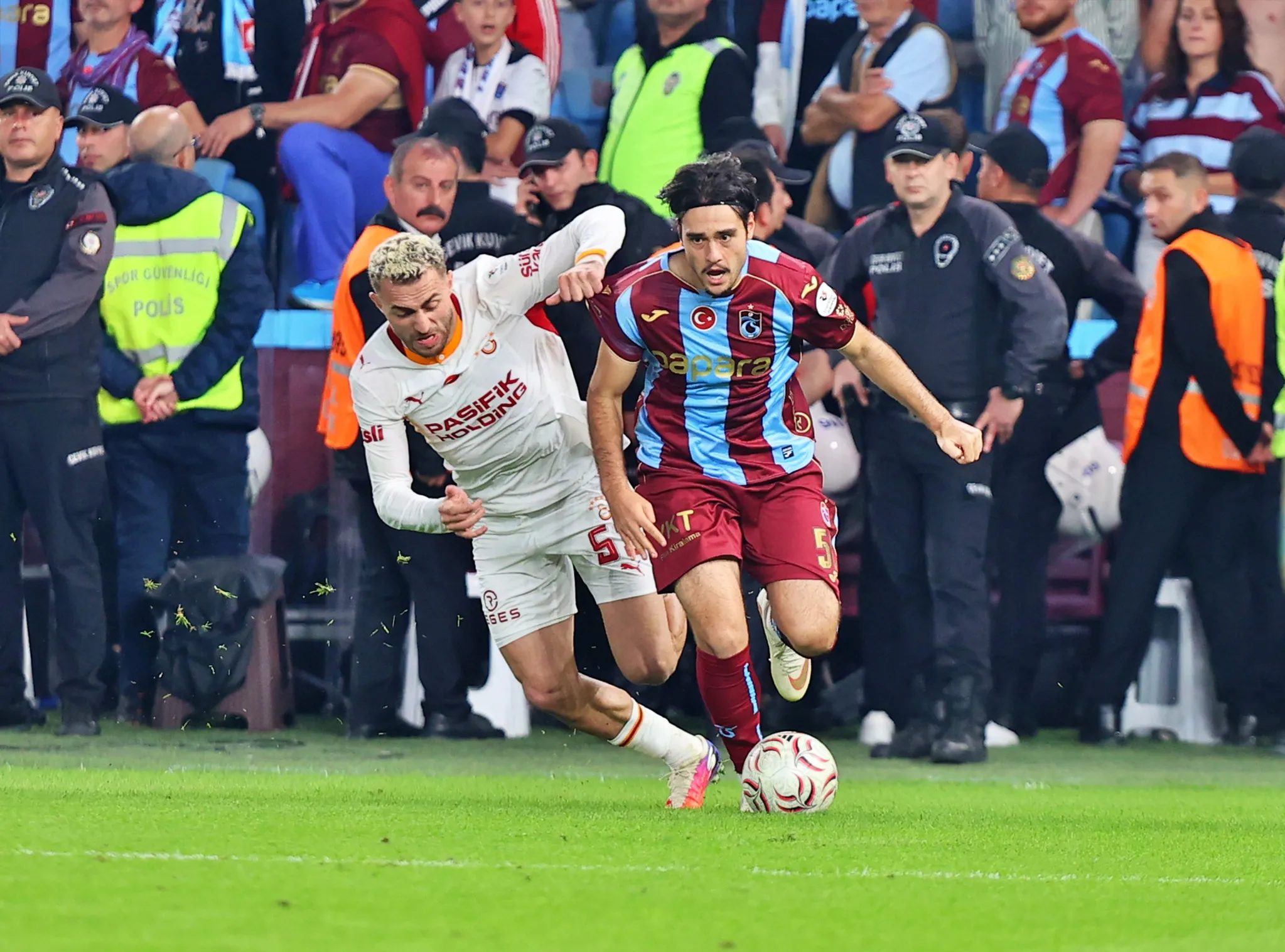 spor muellifleri trabzonspor galatasaray macini kiymetlendirdi sampiyonluk yarisinda ben de varim dedi 1 JcdBeqly