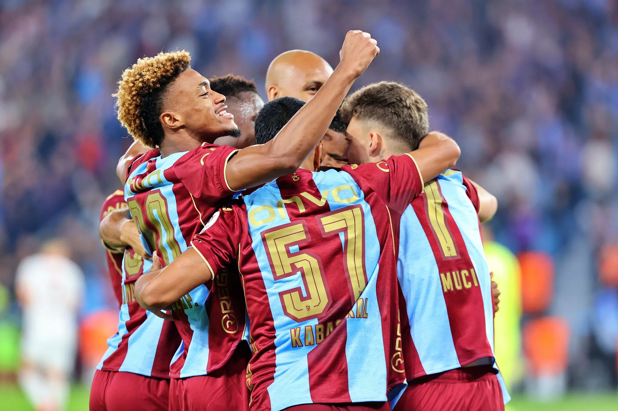 spor muellifleri trabzonspor galatasaray macini kiymetlendirdi sampiyonluk yarisinda ben de varim dedi 7 QuEBbFLd