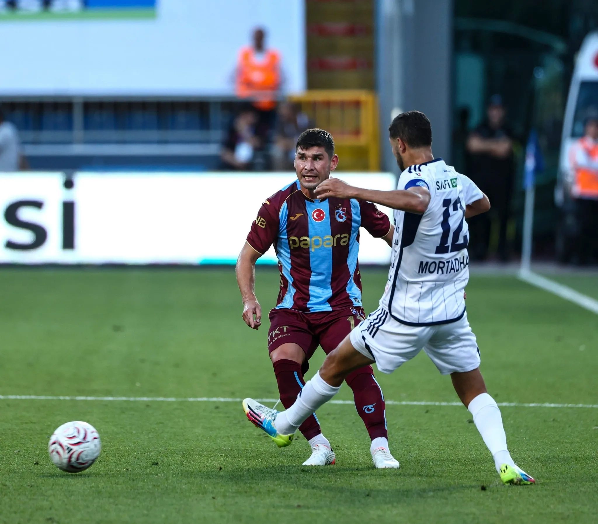 Spor müelliflerinden Kasımpaşa-Trabzonspor maçı hakemine eleştiri! 7 spor muelliflerinden kasimpasa trabzonspor maci hakemine elestiri 5 3THrNkdt