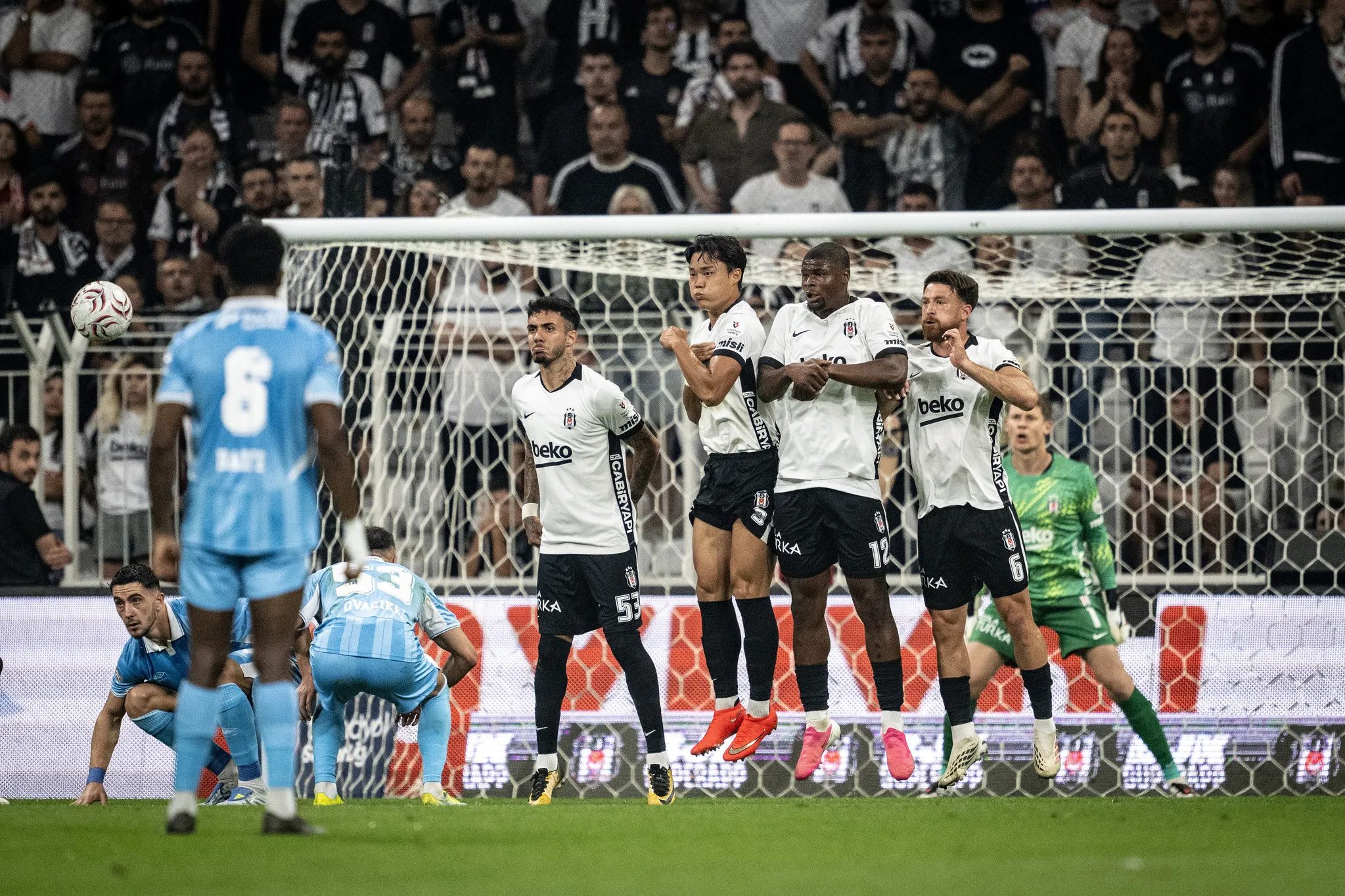 spor muharrirleri besiktas erzurumspor fk maci hakemine elestiri 4 Pa4vTdaK