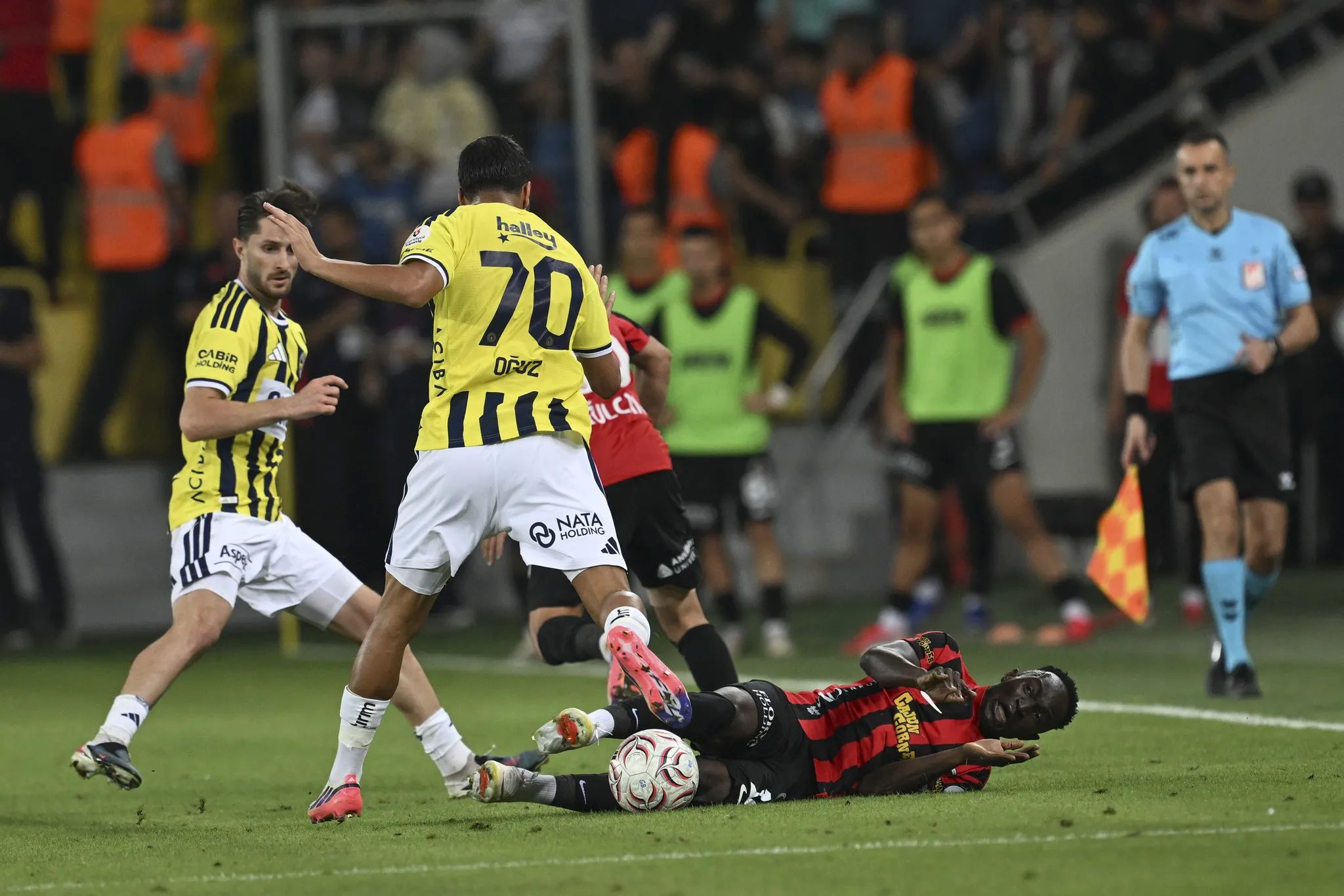 spor muharrirleri genclerbirligi fenerbahce macini kiymetlendirdi 5 AUtWnB98
