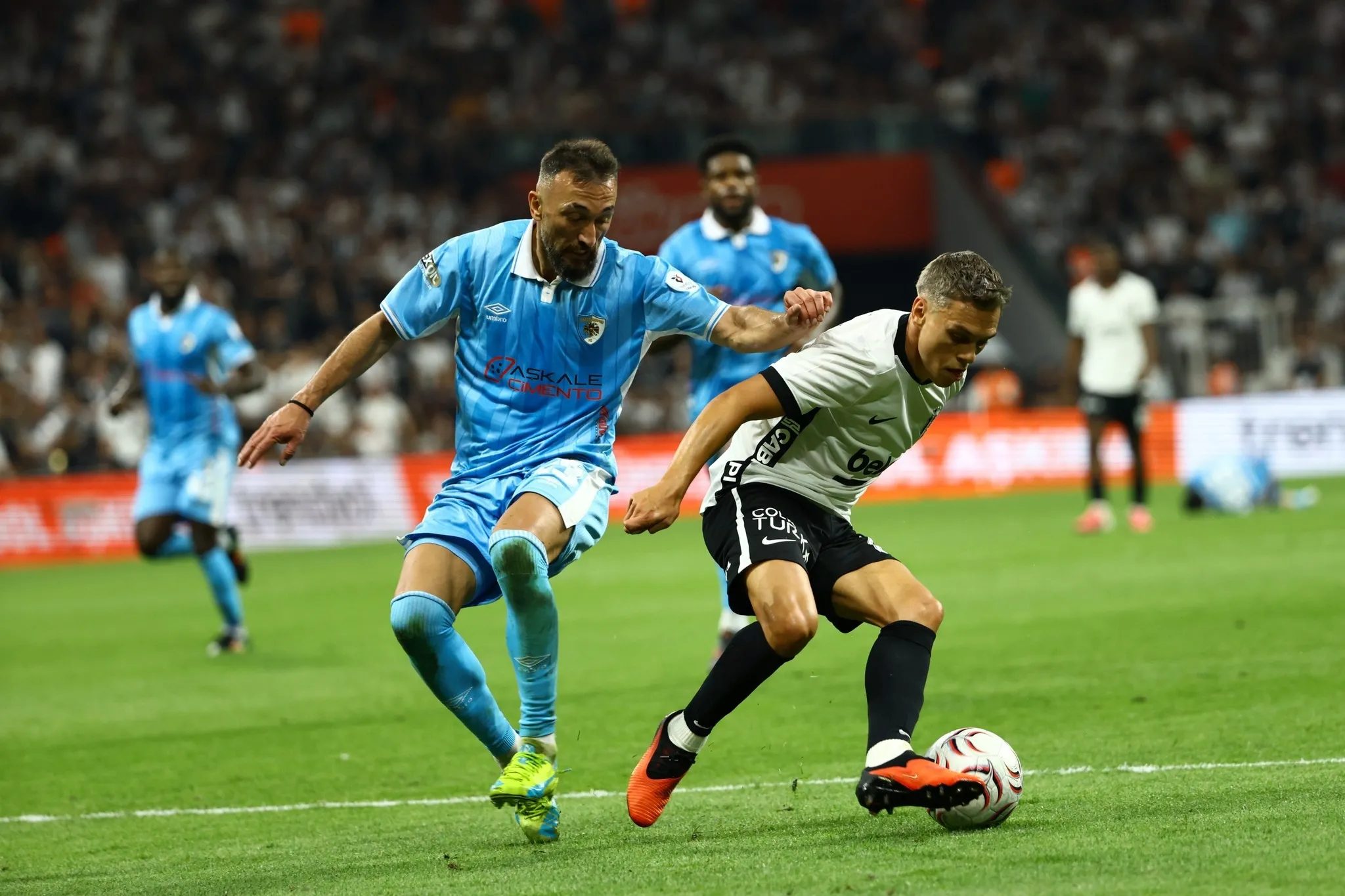 spor muharrirlerinden besiktas erzurumspor fk maci hakemine elestiri 2 Jhs9evM4