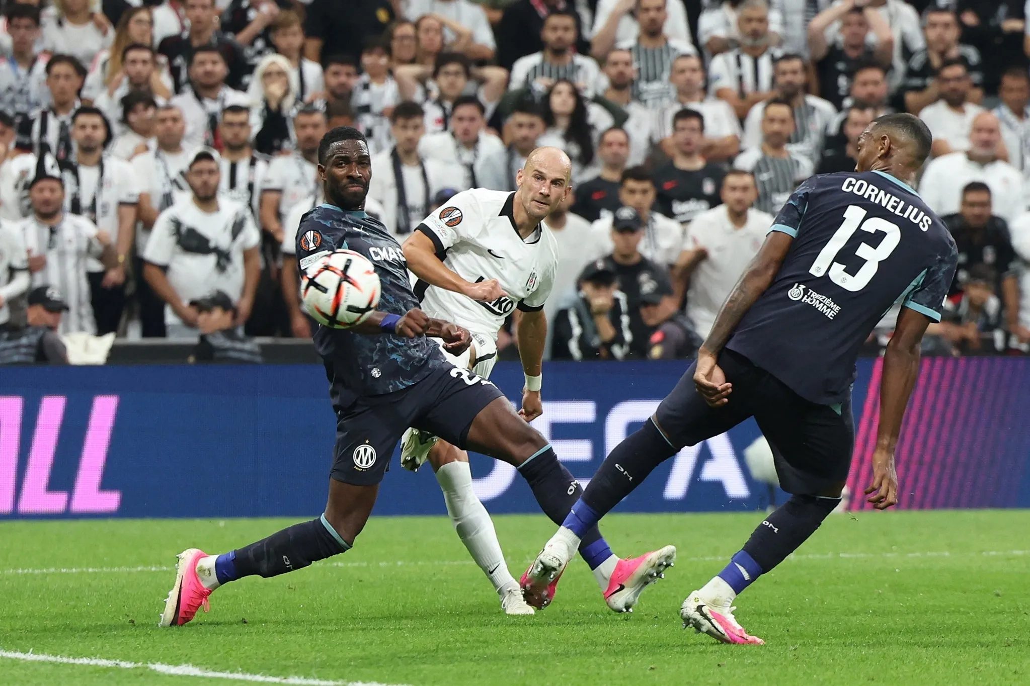 spor muharrirlerinden besiktas marsilya maci degerlendirmesi marsilyaya aci bir hatira kaldi 9 awSypSFR
