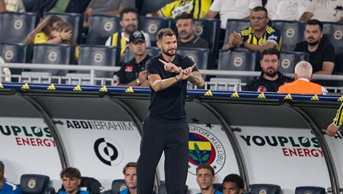 'Sturm Graz, Fenerbahçe karşısında ezildi: Cehennem atmosferi!' Avusturya basınından çarpıcı yorumlar... 4 sturm graz fenerbahce karsisinda ezildi cehennem atmosferi avusturya basinindan carpici yorumlar 2