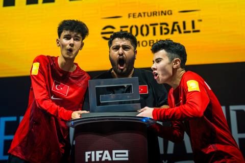 Taşınabilir eMillî Grubumuz, FIFAe Continental Championship'te Avrupa Şampiyonu Oldu 3 tasinabilir emill grubumuz fifae continental championshipte avrupa sampiyonu oldu 1 LmF3VsAp