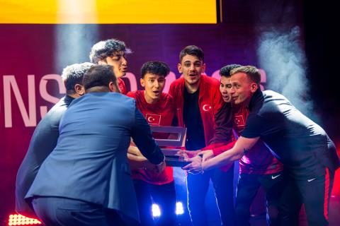 Taşınabilir eMillî Grubumuz, FIFAe Continental Championship'te Avrupa Şampiyonu Oldu 4 tasinabilir emill grubumuz fifae continental championshipte avrupa sampiyonu oldu 2 Ky2FrCIv