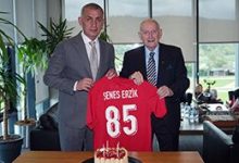 TFF Onursal Başkanı Şenes Erzik İçin Doğum Günü Kutlaması Düzenlendi 50 tff onursal baskani senes erzik icin dogum gunu kutlamasi duzenlendi qGndyKqt