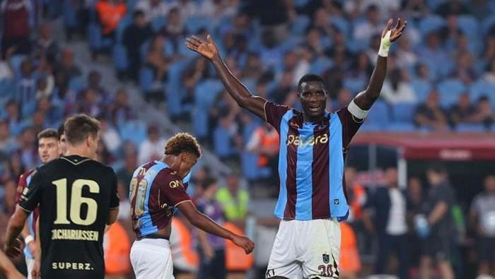 trabzonspor ferencvaros macinin akabinde salah vurgusu liverpoolda oynarken bile bu kadar efor sarfetmemistir NOfNfd1M