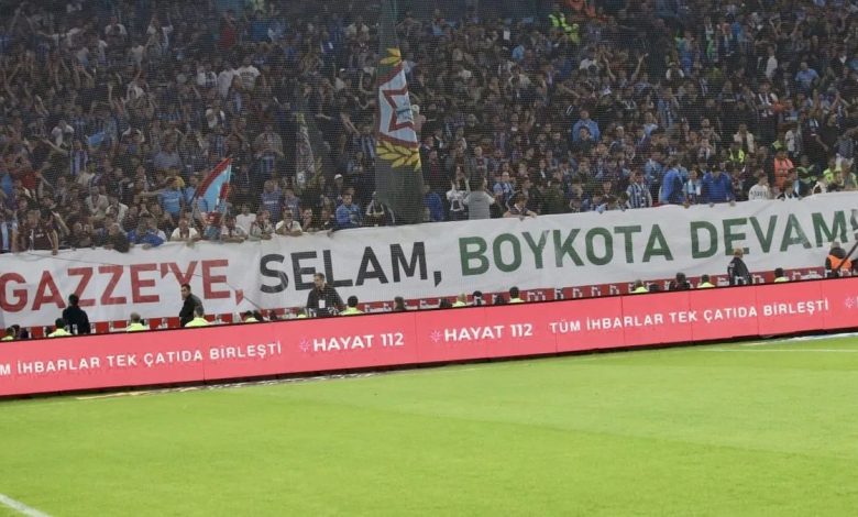 Trabzonspor taraftarları Gazze'yi unutmadı! 1 trabzonspor taraftarlari gazzeyi unutmadi G5fFLfE2