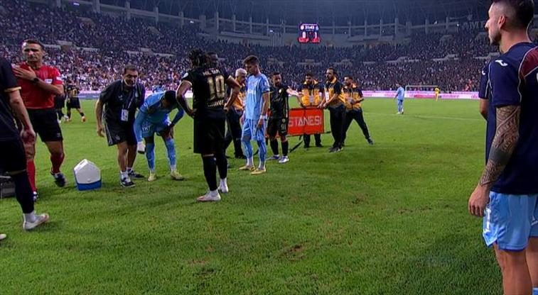 Trabzonspor'da korkutan sakatlık! Devam edemedi 1 trabzonsporda korkutan sakatlik devam edemedi HjXYlO1L