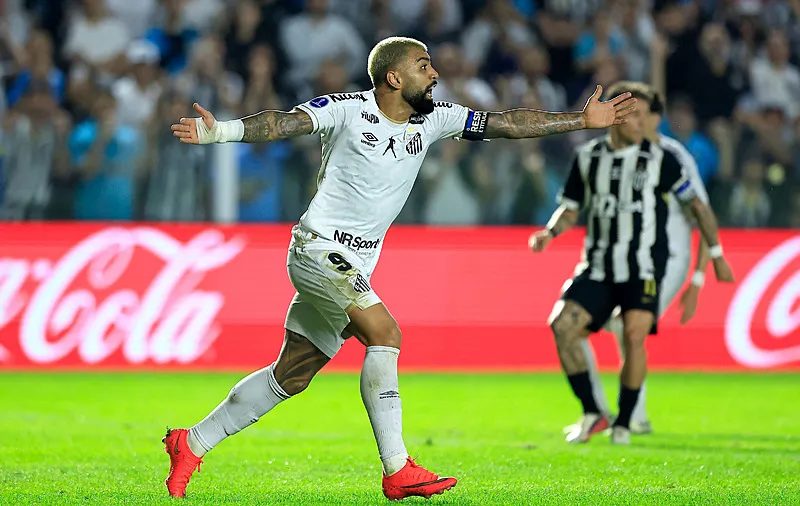 Transfer bombasını patlattılar! Beşiktaş, Fenerbahçe ve Galatasaray... 22 transfer bombasini patlattilar besiktas fenerbahce ve galatasaray 20 5n8KZvOW