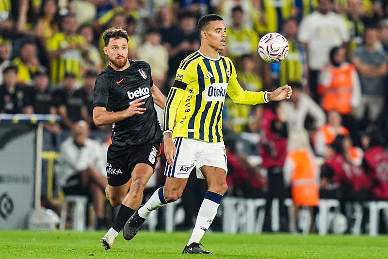 Transfer dönemi bitti ayrılıklar bitmedi! Fenerbahçe o isimle vedalaşıyor 6 transfer donemi bitti ayriliklar bitmedi fenerbahce o isimle vedalasiyor 4 A2D9Hz1M