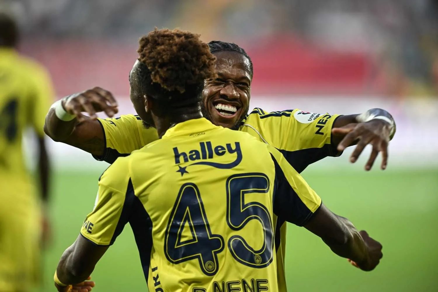 transfer haberi dorgeles nene fenerbahceden ayriliyor yeni adresi 2 JEQaFZVq