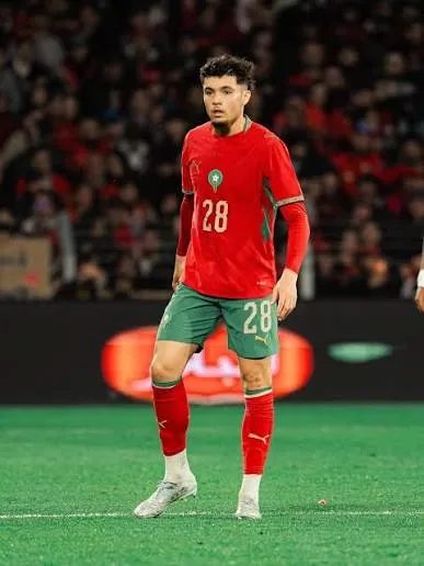 transfer haberi fenerbahceye fasli orta saha 9