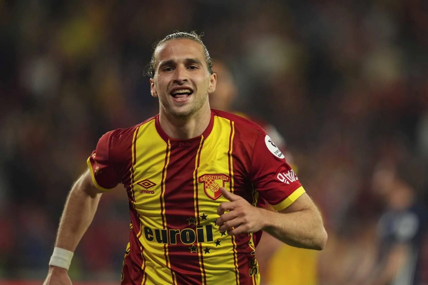 TRANSFER HABERİ: Galatasaray'dan Göztepe'ye flaş takas teklifi! Arda Okan Kurtulan'a karşılık... 4 transfer haberi galatasaraydan goztepeye flas takas teklifi arda okan kurtulana karsilik 2 7BhcKHOV