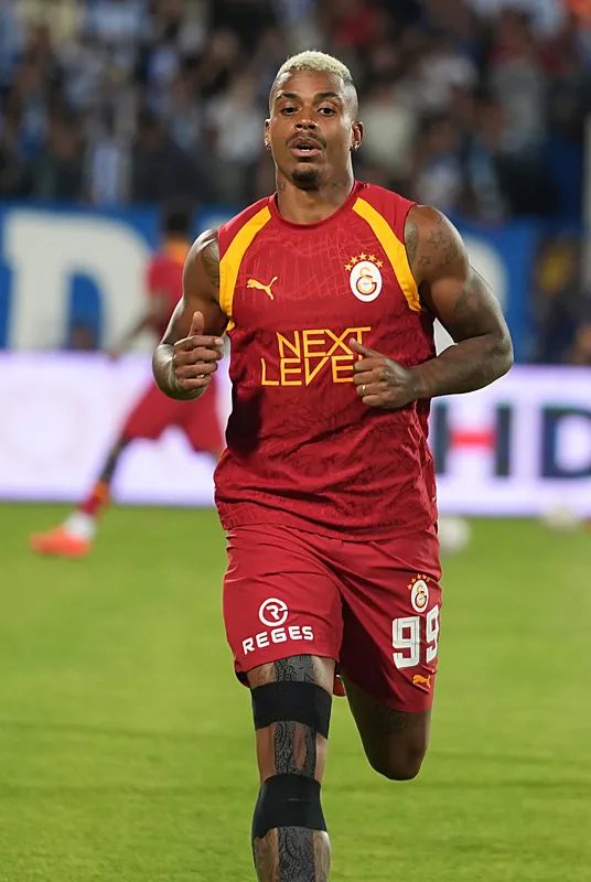 TRANSFER HABERİ: Galatasaraylı yıldız hakkında sürpriz iddia! Son dakikada gruptan ayrılabilir 9 transfer haberi galatasarayli yildiz hakkinda surpriz iddia son dakikada gruptan ayrilabilir 7 8EHrRNDl