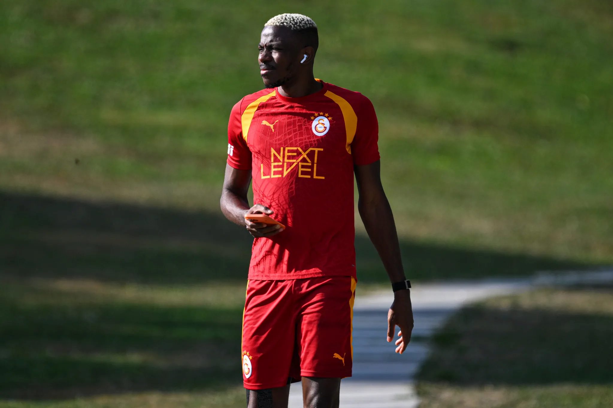 TRANSFER HABERİ: Victor Osimhen için Galatasaray'a inanılmaz teklif! Alman basını duyurdu 4 transfer haberi victor osimhen icin galatasaraya inanilmaz teklif alman basini duyurdu 2 tG2w56la