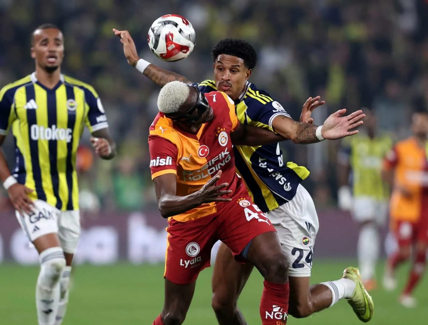 transferi iptal olmustu italyan takimi fenerbahcenin yildizinda israrci 12 kKTBekym