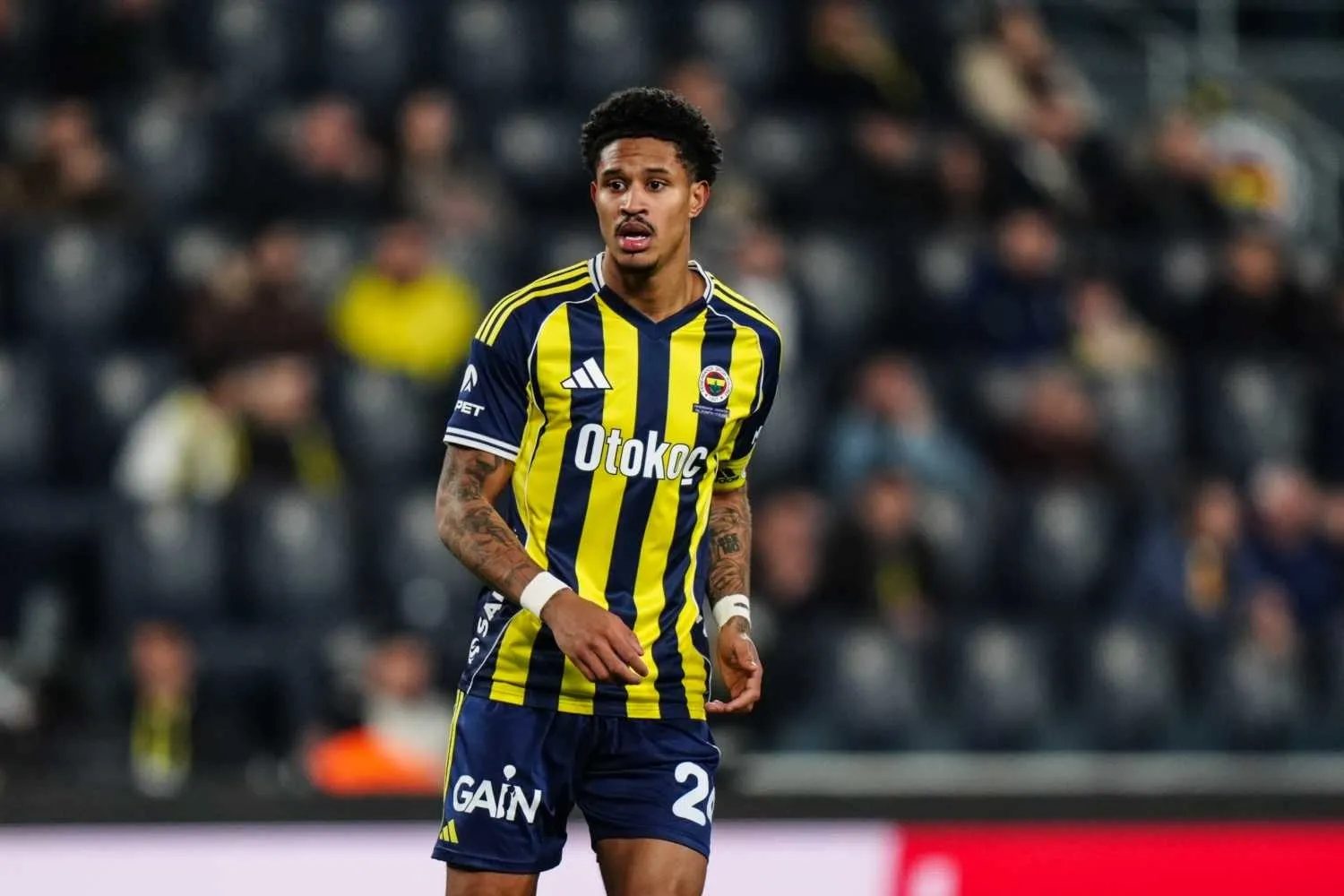 transferi iptal olmustu italyan takimi fenerbahcenin yildizinda israrci 3 2KDwU8cb