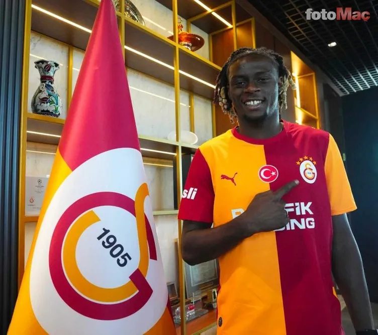 transferinden vazgectiler galatasarayli yildiz ile ilgili flas gelisme 0 CyftIyk3