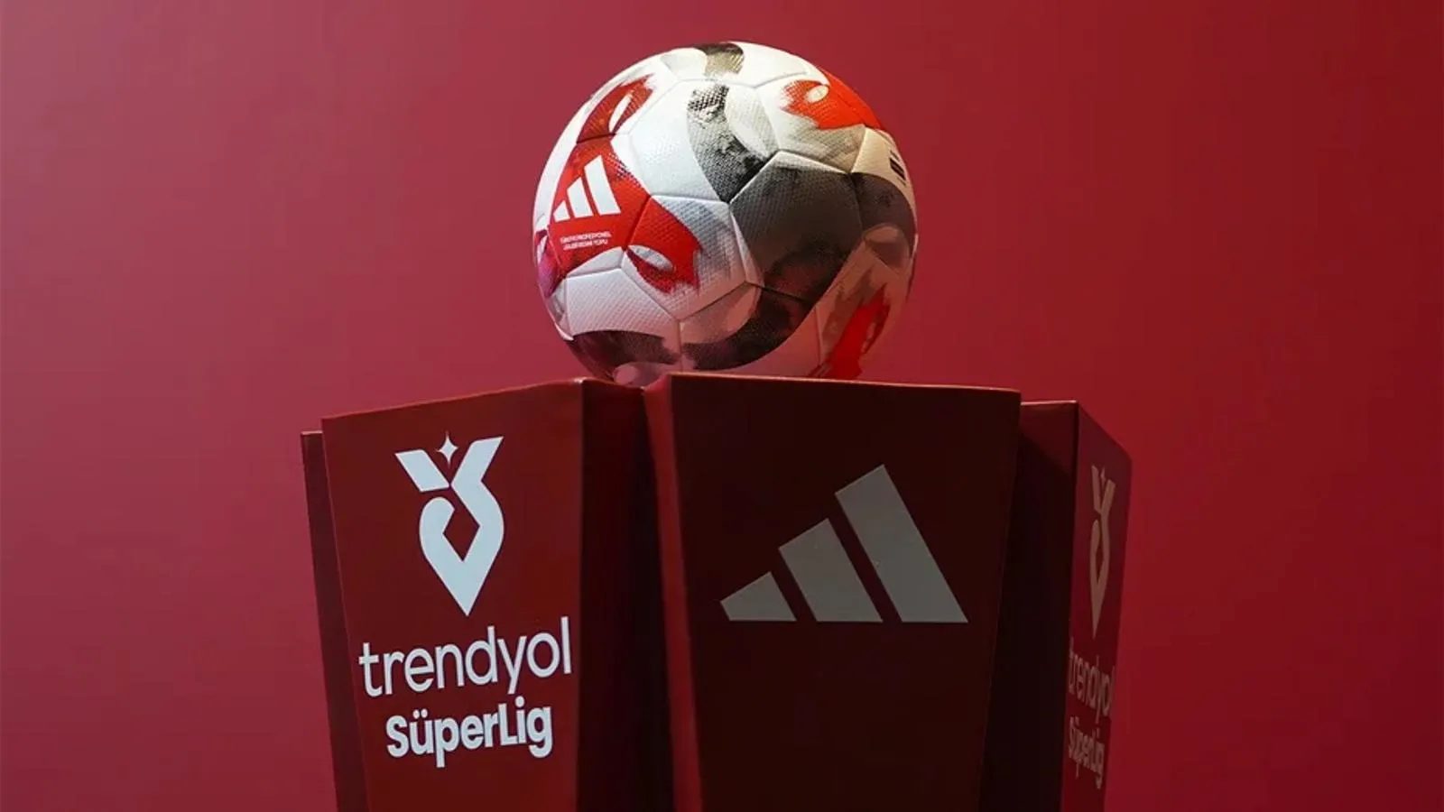 Trendyol Süper Lig'de şampiyonluk oranları değişti! İşte 4 büyüklere verilen talihler 2 trendyol super ligde sampiyonluk oranlari degisti iste 4 buyuklere verilen talihler 0 vW562kRJ
