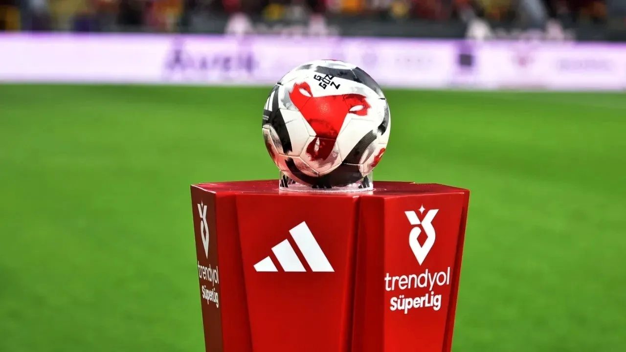 Trendyol Süper Lig'de şampiyonluk oranları değişti! İşte 4 büyüklere verilen talihler 12 trendyol super ligde sampiyonluk oranlari degisti iste 4 buyuklere verilen talihler 10 CbmdgQBd
