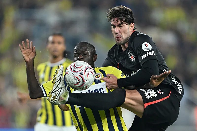 Trendyol Süper Lig'de şampiyonluk oranları değişti! İşte 4 büyüklere verilen talihler 8 trendyol super ligde sampiyonluk oranlari degisti iste 4 buyuklere verilen talihler 6 LORk4J95