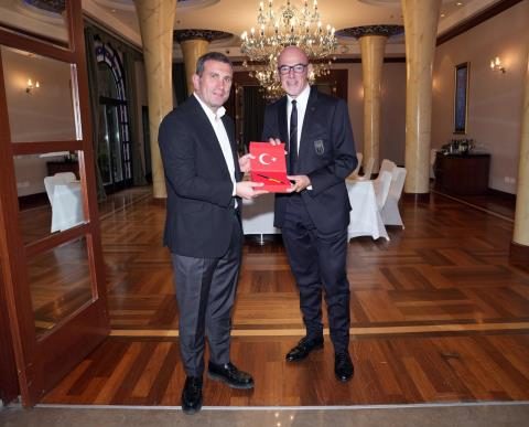 Türkiye - İtalya Resmi Maç Yemeği Düzenlendi 19 turkiye italya resmi mac yemegi duzenlendi 17 7EDKdaX8