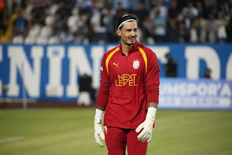 Uğurcan Çakır'ın alanlara dönüş tarihi aşikâr oldu! O maçta forma giyebilecek 8 ugurcan cakirin alanlara donus tarihi asik r oldu o macta forma giyebilecek 6 DMNcNUe4