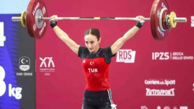 ulusal halterci cansel ozkandan altin madalya S1cnWg8Q