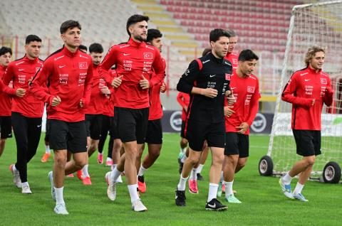 umit ulusal kadromuz ukrayna maci hazirliklarina devam ediyor 0 D7i1f5pp