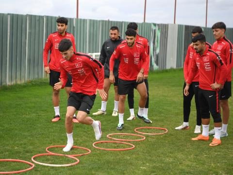 Ümit Ulusal Kadromuz, Ukrayna Maçı Hazırlıklarına Devam Ediyor 11 umit ulusal kadromuz ukrayna maci hazirliklarina devam ediyor 9 S1SqgEhP