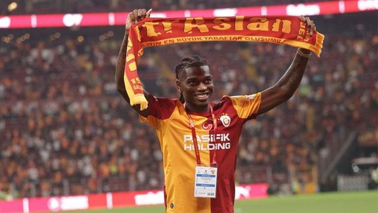 Ünlü menajer George Gardi Leao transferinin perde arkasını anlattı! 'Tutku ve sevgiyi gördü' 2 unlu menajer george gardi leao transferinin perde arkasini anlatti tutku ve sevgiyi gordu 0 nU2iE7NE