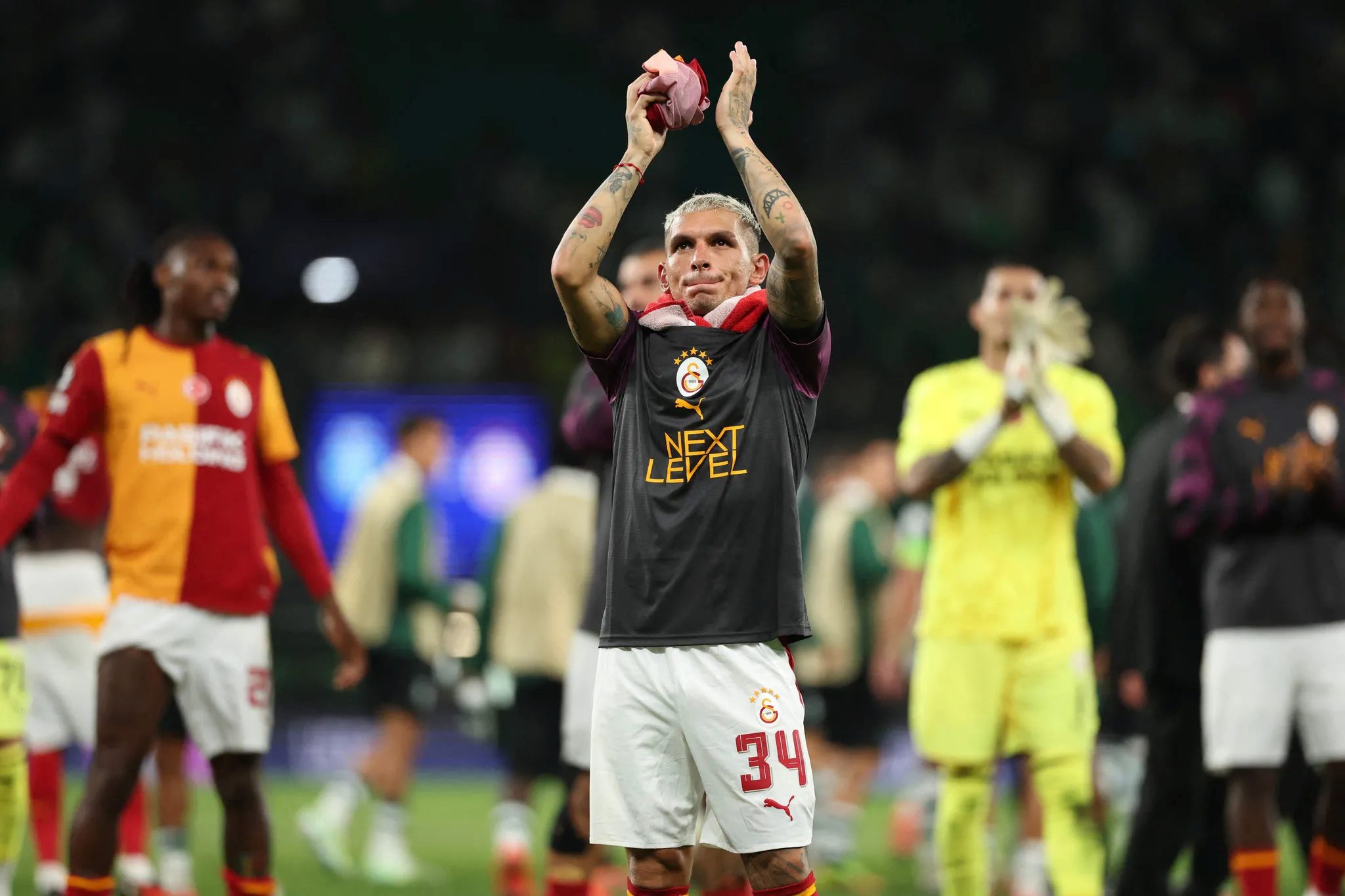 usta yazarlar super ligde geride kalan 5 haftayi yorumladi besiktas galatasaray yarisina donebilir 11 kVpf5NrO