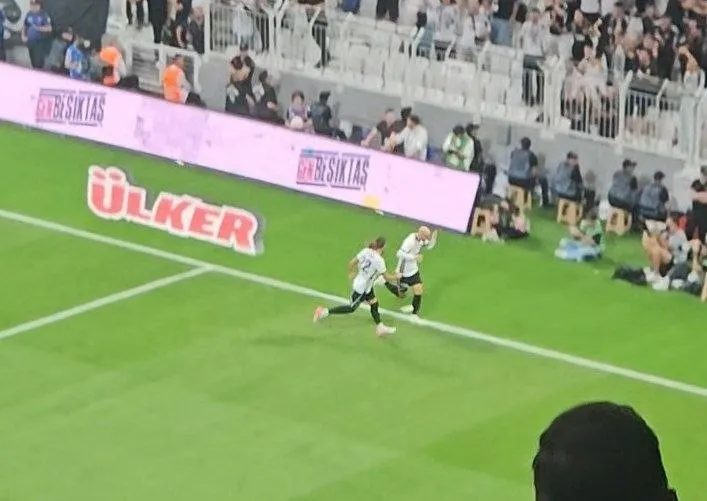 vaclav cernyden tribunlere yeniden tepki 1 V7fNybHN