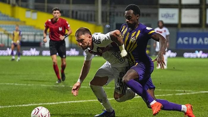 'Vasat bir hakem performansı' Süper Lig'de 2.haftanın hakem raporu! 'Maçın gidişatını direkt etkiledi' 20 vasat bir hakem performansi super ligde 2haftanin hakem raporu macin gidisatini direkt etkiledi 18 L6VeXCPs