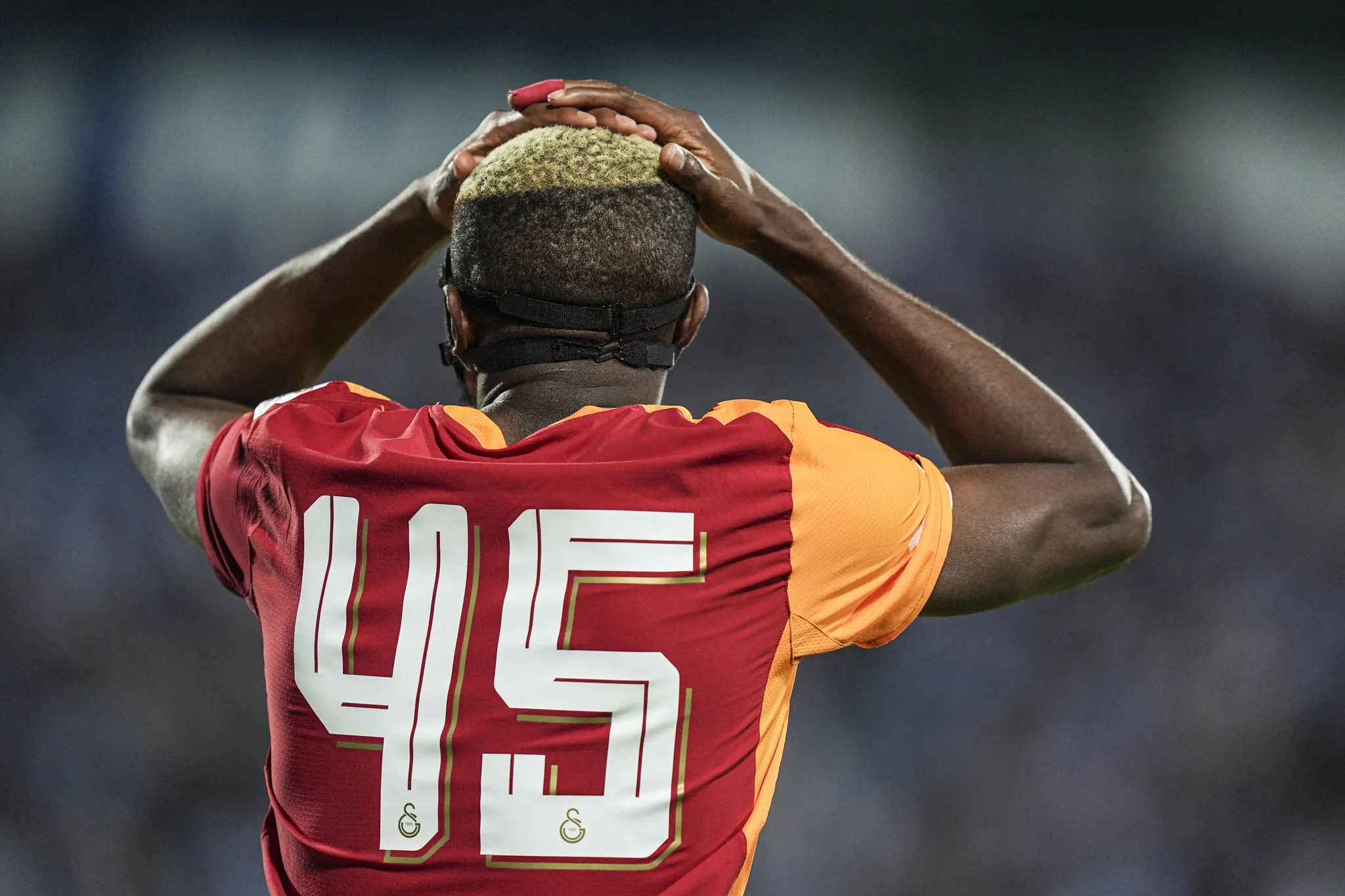 victor osimhen icin psg sesleri fransiz gazeteci transferin perde arkasini acikladi 4 WThIMWwy